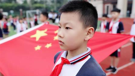 童心向党 礼赞祖国