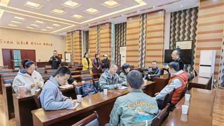 个性发展，健康护航 —— 高效推进成都七中实验学校...