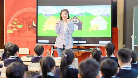 【学术 · 蓝外】显学校英语特色，促全区学科发展