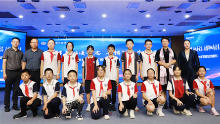 年少笃定青衿志 不啻微茫炬成阳 || 成都蓝港外国...