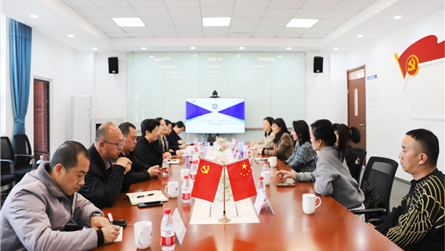 家校共育 携手护航 || 成都蓝港外国语学校举行校...