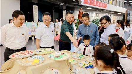 喜迎二十芳华 艺术温暖成冠 ‖ 冠城实验学校第二十...