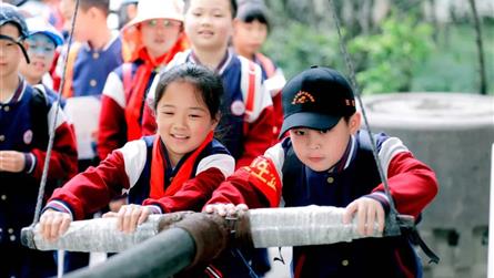 行走天府，研学正当时！成都冠城实验学校掀起研学热潮