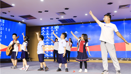 艺术教育成果展、游园活动、彩虹狂欢派对、冷餐会……...