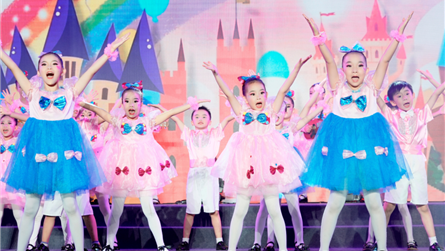 精品小学 精优初中 精彩人生 || 蓝外让每一朵生...