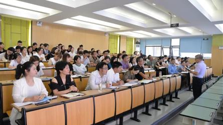 凝心聚力打造优质特色初中 || 眉山冠城实验学校初...