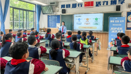 税护成长 诚筑未来 || 第35个全国税收宣传月活...